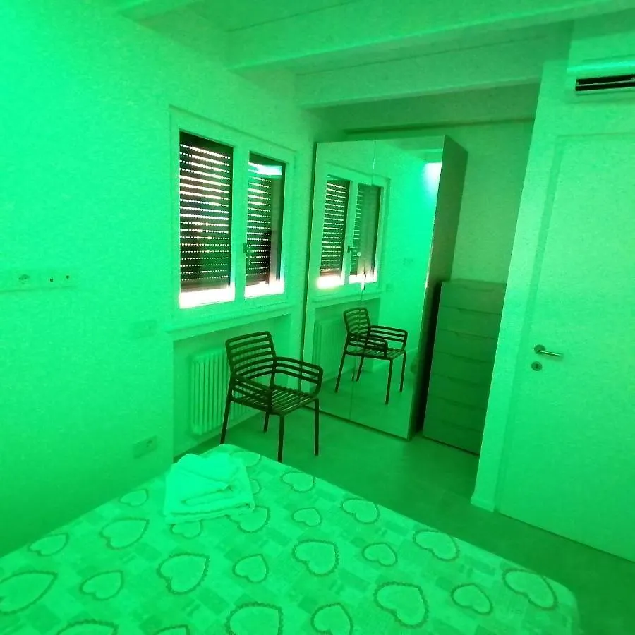 New Marina Apartments Torri Del Benaco Italien
