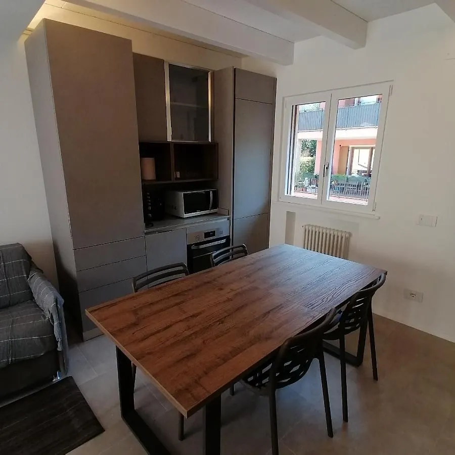 New Marina Apartments Torri Del Benaco